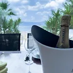 Guest house Luxury Beachfront Matista