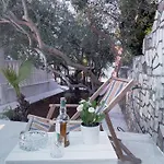 Guest house Luxury Beachfront Matista Trogir