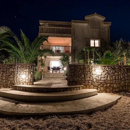 Luxury Beachfront Matista