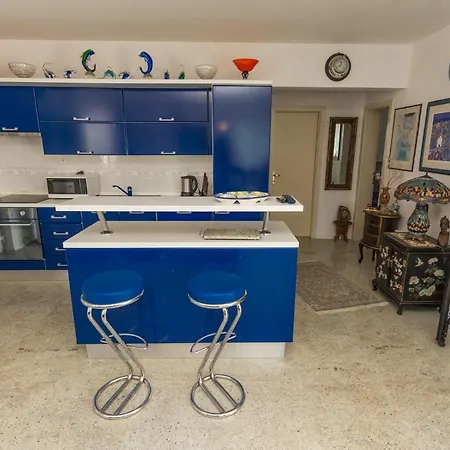 Gasthuis Luxury Beachfront Matista Trogir