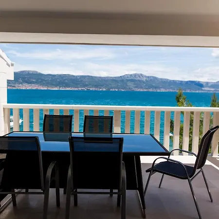Luxury Beachfront Matista Gasthuis