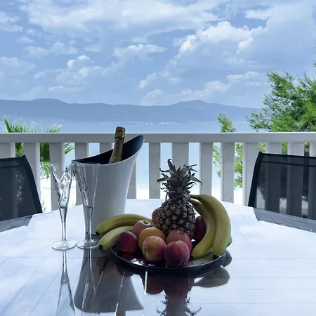 Luxury Beachfront Matista * Trogir