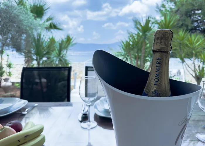 Konukevi Luxury Beachfront Matista
